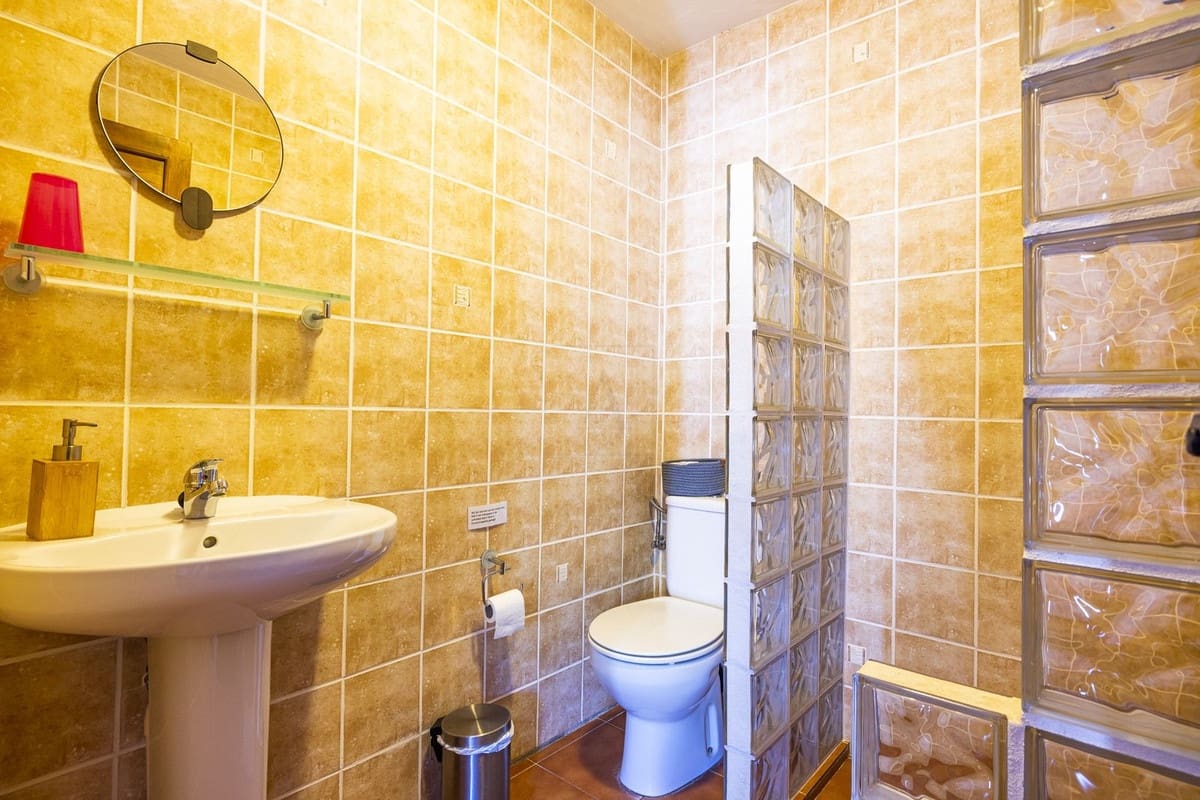 8 sovrum Villa till salu i Comares med pool garage - 490 000 € (Ref: 8416613)