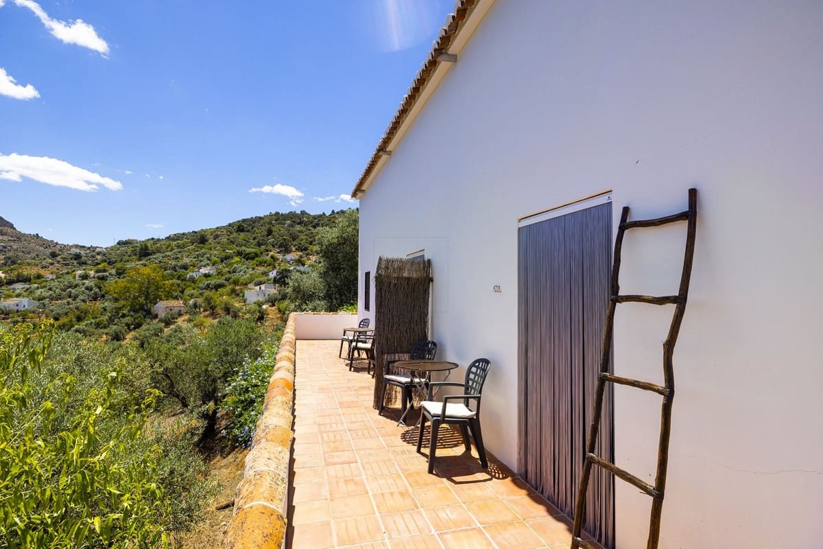 8 sovrum Villa till salu i Comares med pool garage - 490 000 € (Ref: 8416613)