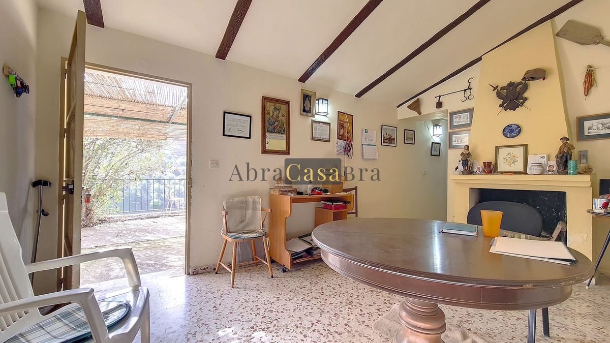 1 bedroom Finca/Country House for sale in Canillas de Albaida with garage - € 180,000 (Ref: 8422592)