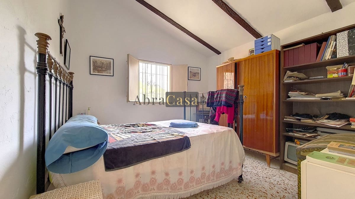 1 bedroom Finca/Country House for sale in Canillas de Albaida with garage - € 180,000 (Ref: 8422592)