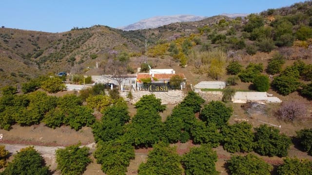 1 bedroom Finca/Country House for sale in Canillas de Albaida with garage - € 180,000 (Ref: 8422592)