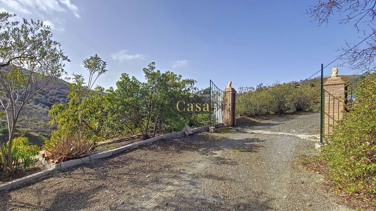 1 bedroom Finca/Country House for sale in Canillas de Albaida with garage - € 180,000 (Ref: 8422592)