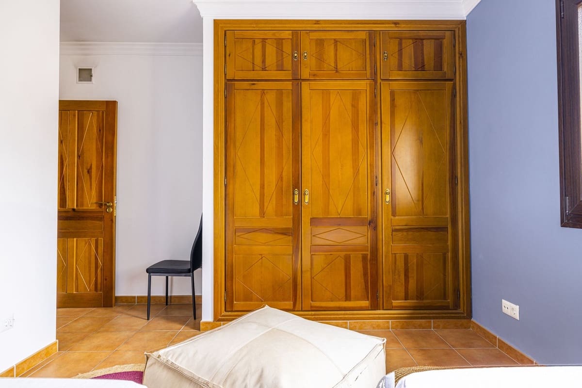 4 sovrum Villa till salu i Sayalonga med pool garage - 629 000 € (Ref: 8439708)