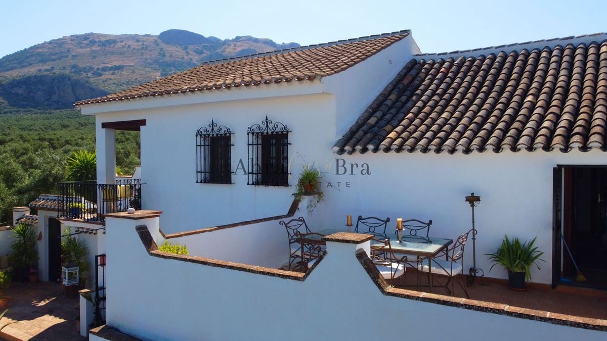 7 chambre Finca/Maison de Campagne à vendre à Villanueva del Trabuco avec piscine garage - 945 000 € (Ref: 8470553)