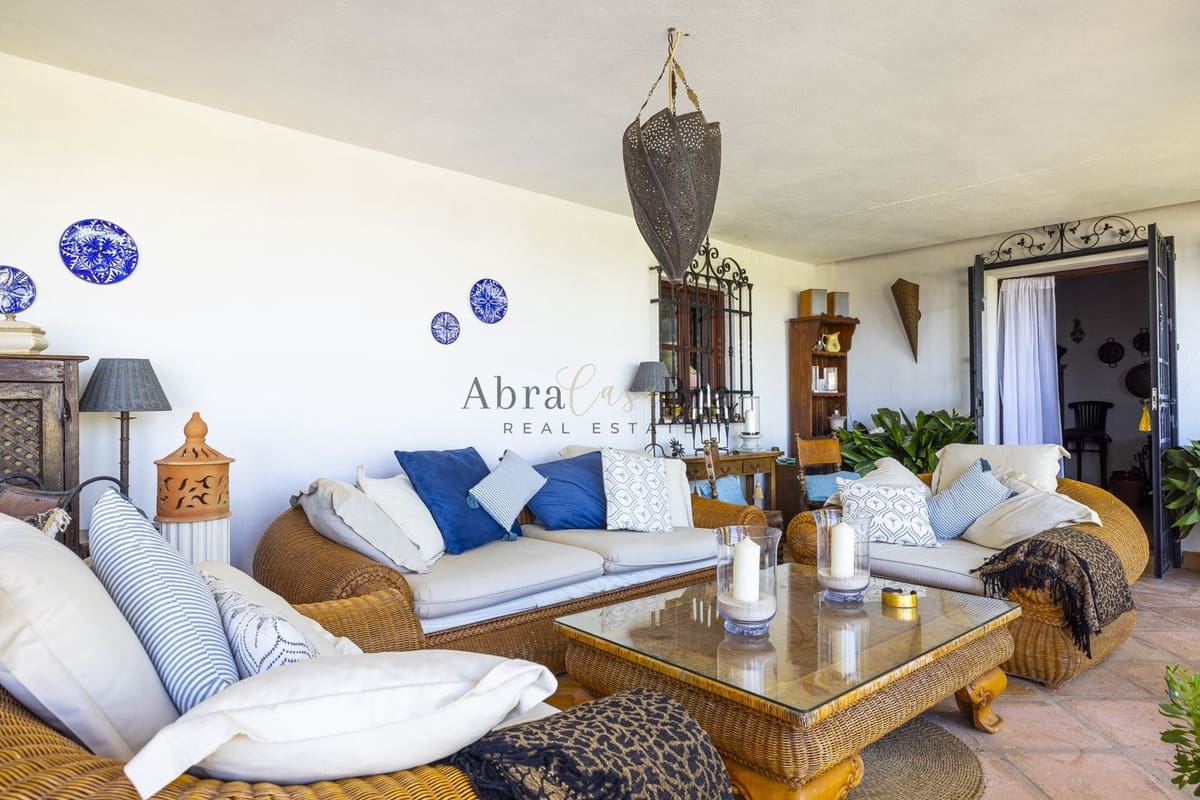 7 chambre Finca/Maison de Campagne à vendre à Villanueva del Trabuco avec piscine garage - 945 000 € (Ref: 8470553)