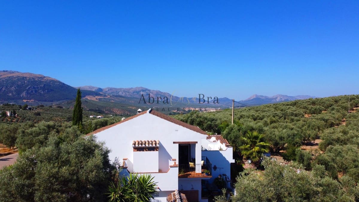 7 chambre Finca/Maison de Campagne à vendre à Villanueva del Trabuco avec piscine garage - 945 000 € (Ref: 8470553)