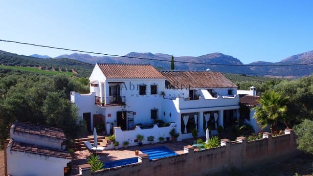 7 chambre Finca/Maison de Campagne à vendre à Villanueva del Trabuco avec piscine garage - 945 000 € (Ref: 8470553)