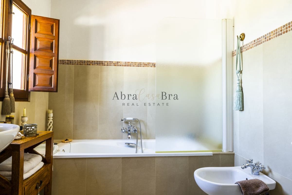 7 chambre Finca/Maison de Campagne à vendre à Villanueva del Trabuco avec piscine garage - 945 000 € (Ref: 8470553)