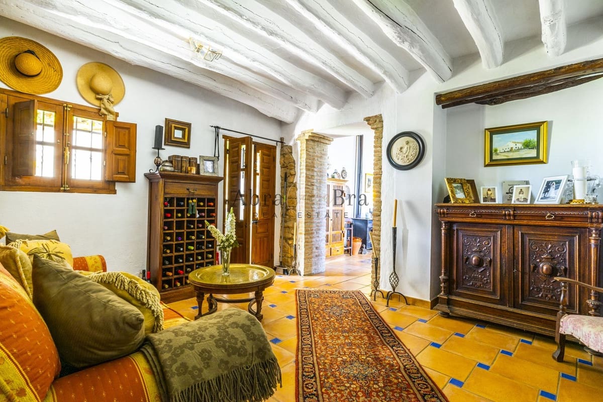 7 chambre Finca/Maison de Campagne à vendre à Villanueva del Trabuco avec piscine garage - 945 000 € (Ref: 8470553)