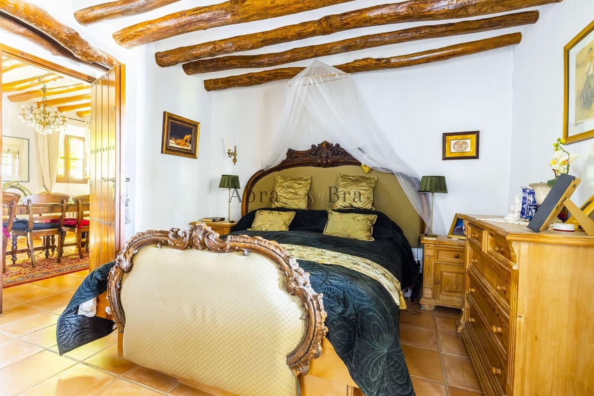 7 chambre Finca/Maison de Campagne à vendre à Villanueva del Trabuco avec piscine garage - 945 000 € (Ref: 8470553)