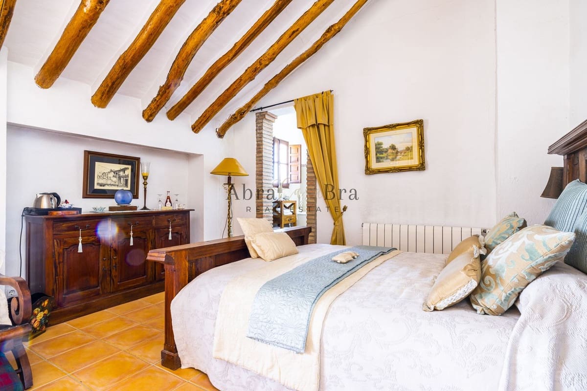 7 chambre Finca/Maison de Campagne à vendre à Villanueva del Trabuco avec piscine garage - 945 000 € (Ref: 8470553)
