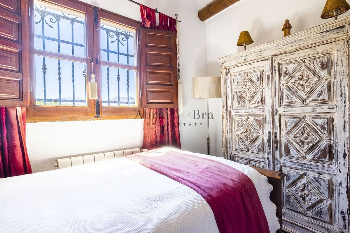 7 chambre Finca/Maison de Campagne à vendre à Villanueva del Trabuco avec piscine garage - 945 000 € (Ref: 8470553)