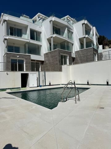 3 soveværelse Byhus til salg i Fuengirola med swimmingpool garage - € 479.000 (Ref: 8476687)