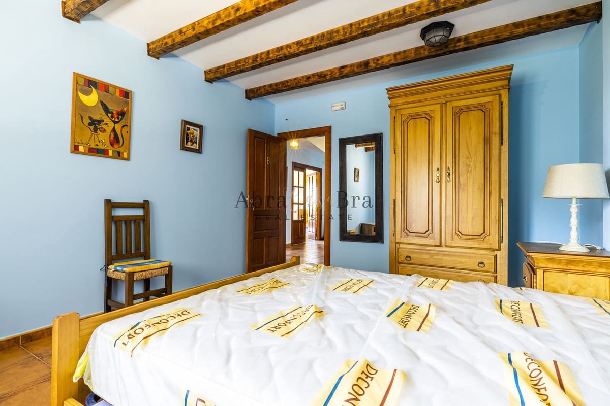 4 soveværelse Villa til salg i Comares med garage - € 700.000 (Ref: 8477210)