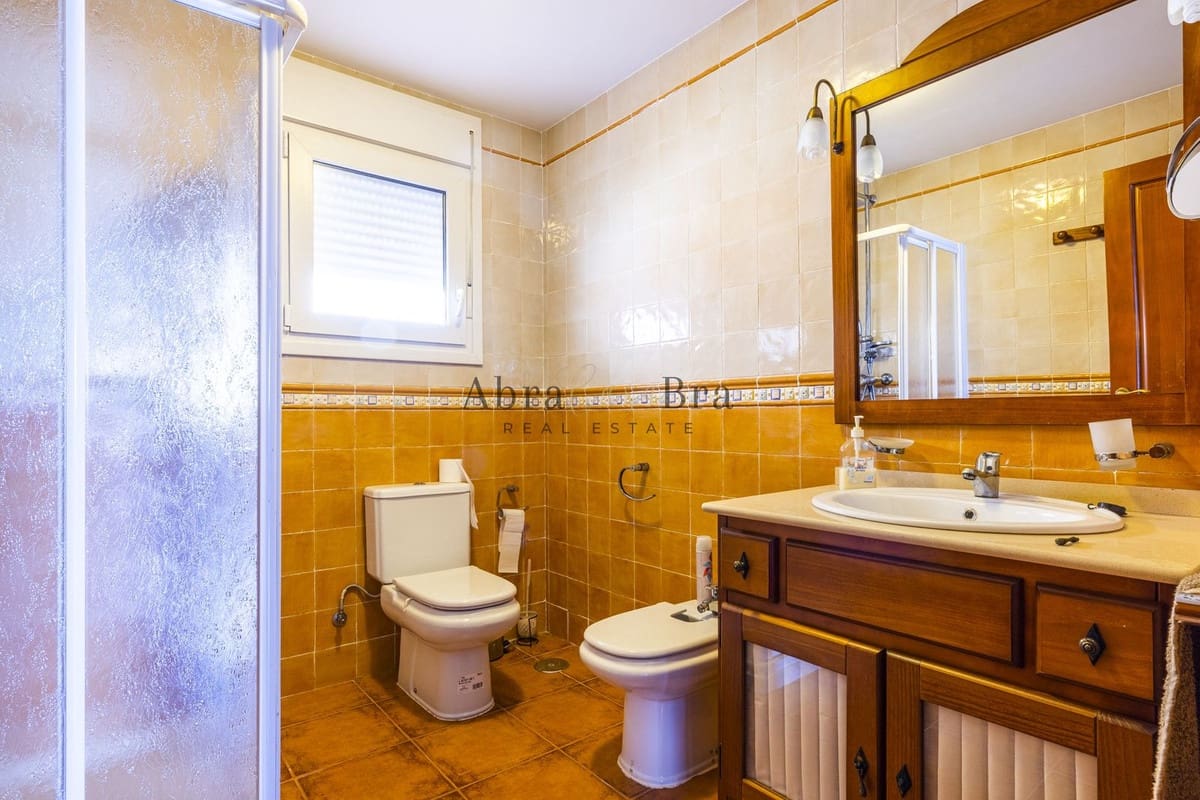 4 soveværelse Villa til salg i Comares med garage - € 700.000 (Ref: 8477210)