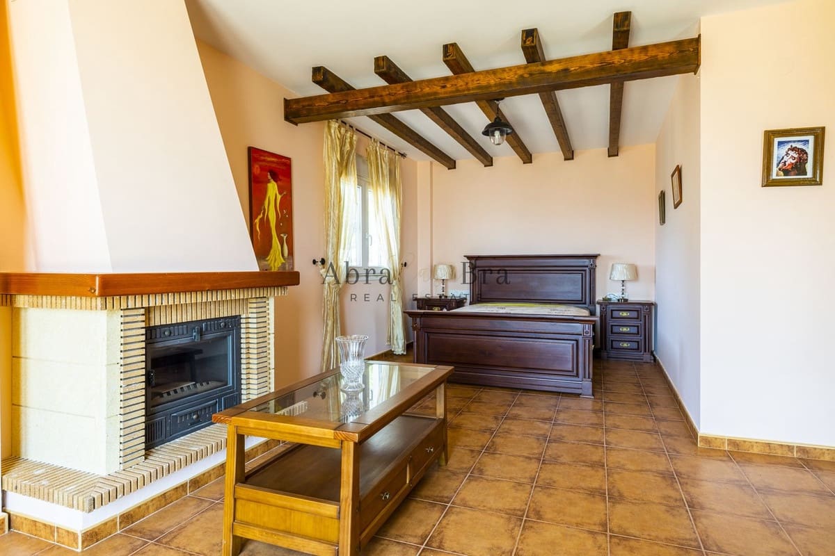 4 soveværelse Villa til salg i Comares med garage - € 700.000 (Ref: 8477210)