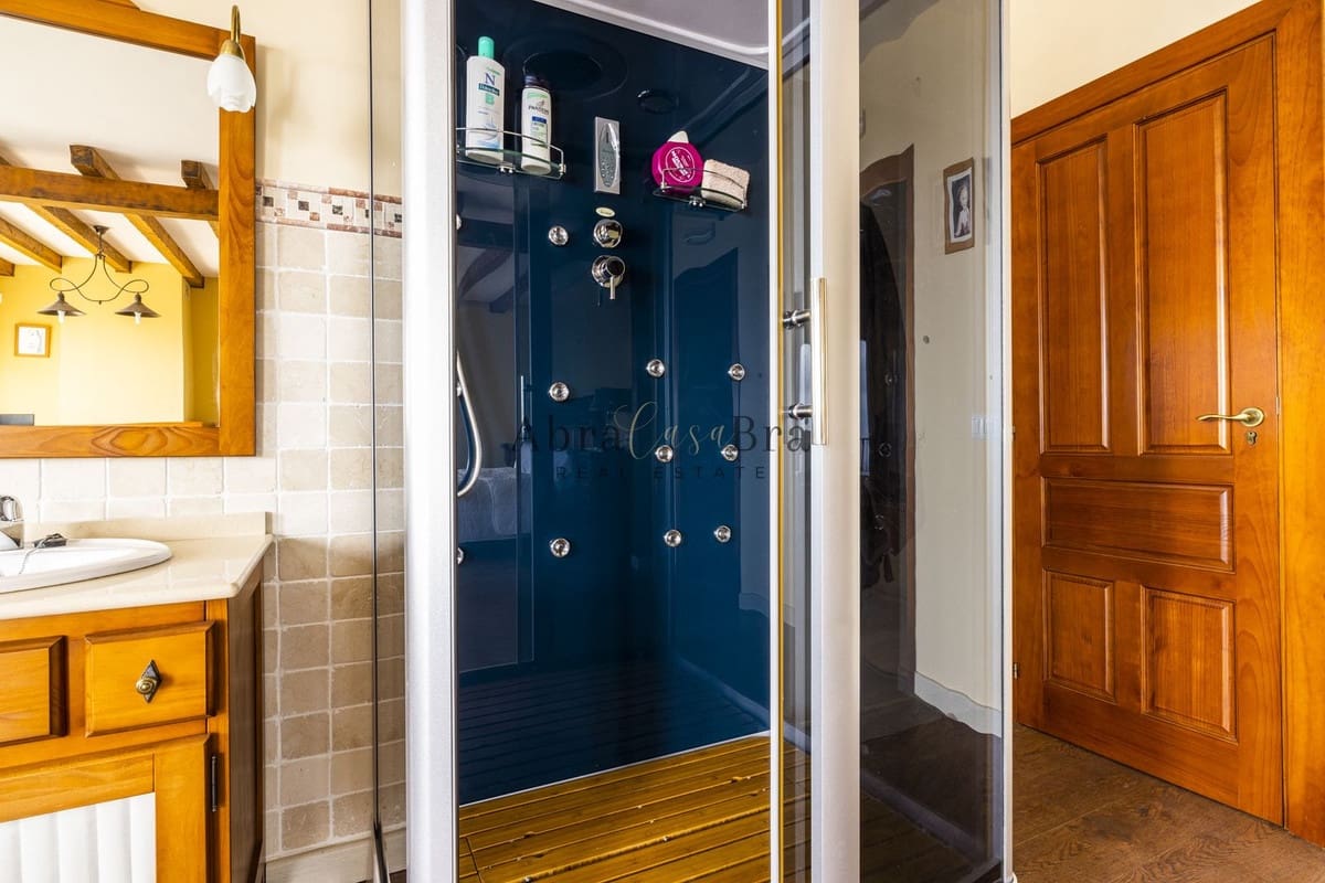 4 soveværelse Villa til salg i Comares med garage - € 700.000 (Ref: 8477210)