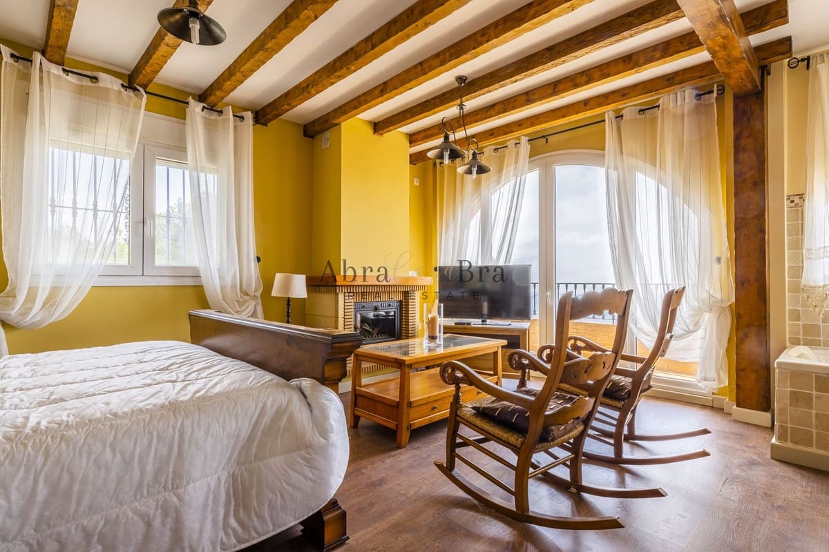 4 soveværelse Villa til salg i Comares med garage - € 700.000 (Ref: 8477210)