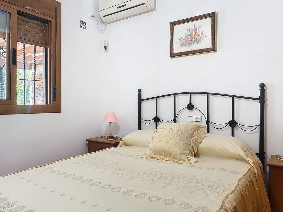 6 soveværelse Villa til salg i Canillas de Aceituno med swimmingpool garage - € 499.000 (Ref: 8517300)