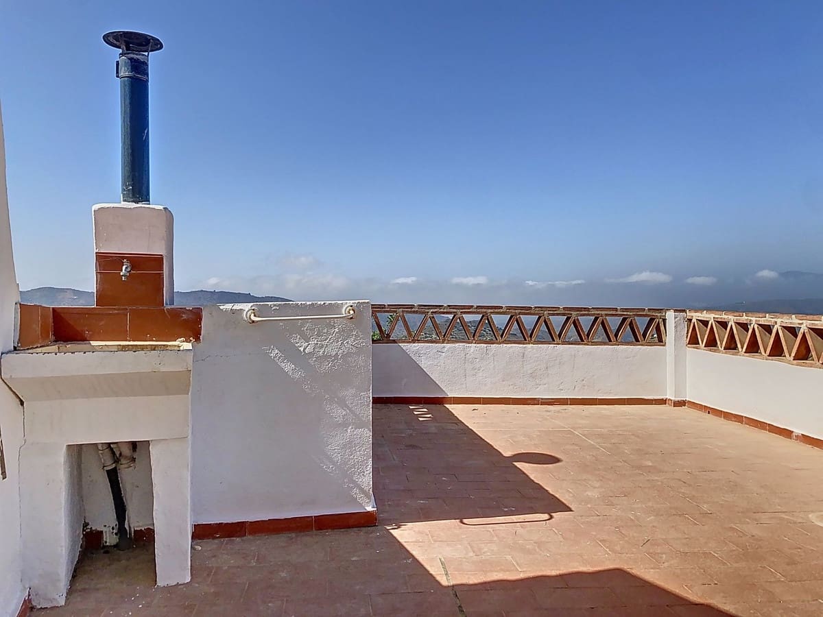 6 soveværelse Villa til salg i Canillas de Aceituno med swimmingpool garage - € 499.000 (Ref: 8517300)