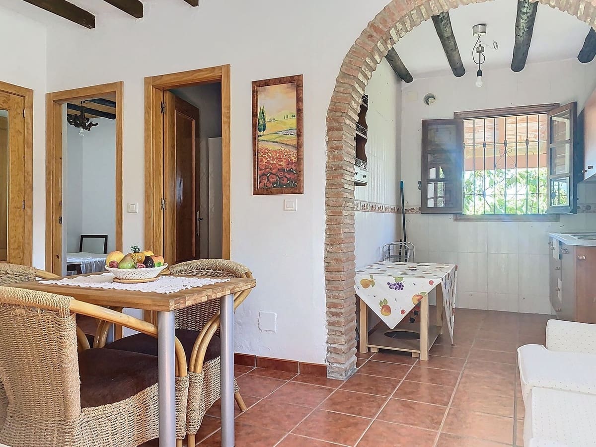 6 soveværelse Villa til salg i Canillas de Aceituno med swimmingpool garage - € 499.000 (Ref: 8517300)