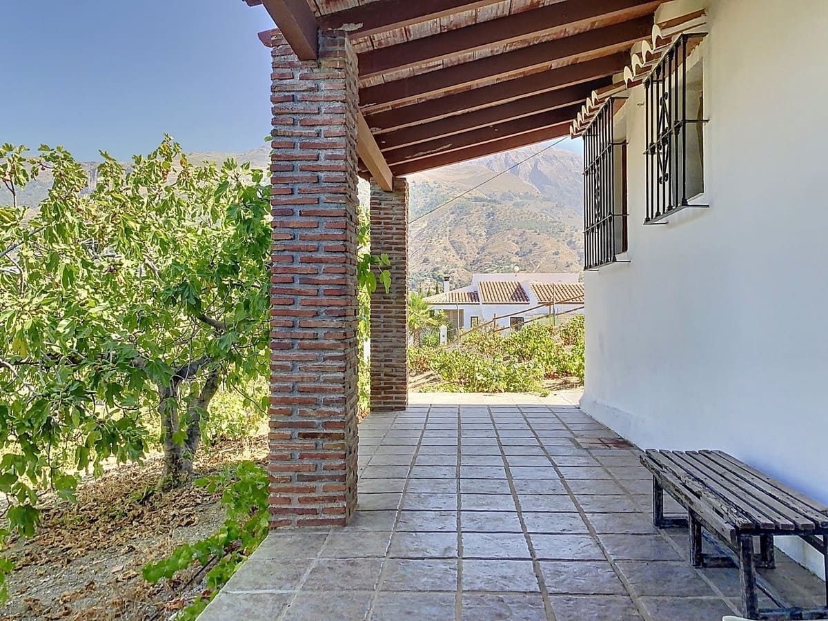 6 soveværelse Villa til salg i Canillas de Aceituno med swimmingpool garage - € 499.000 (Ref: 8517300)