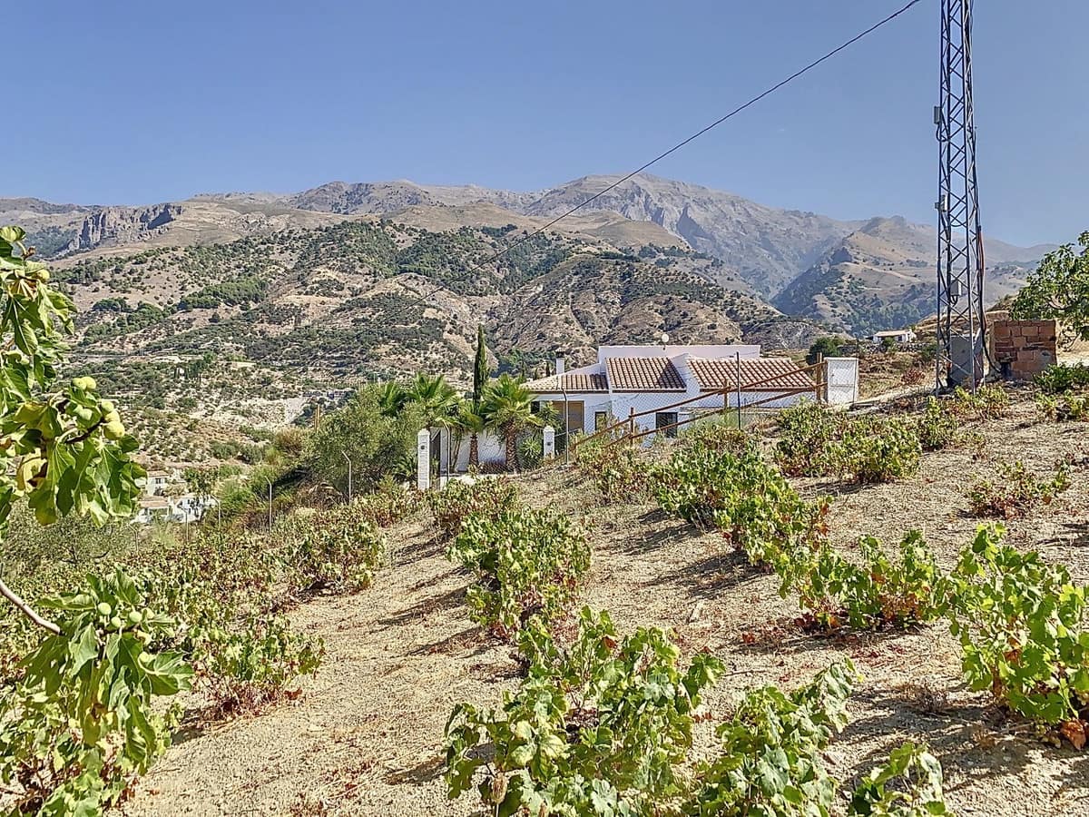 6 soveværelse Villa til salg i Canillas de Aceituno med swimmingpool garage - € 499.000 (Ref: 8517300)