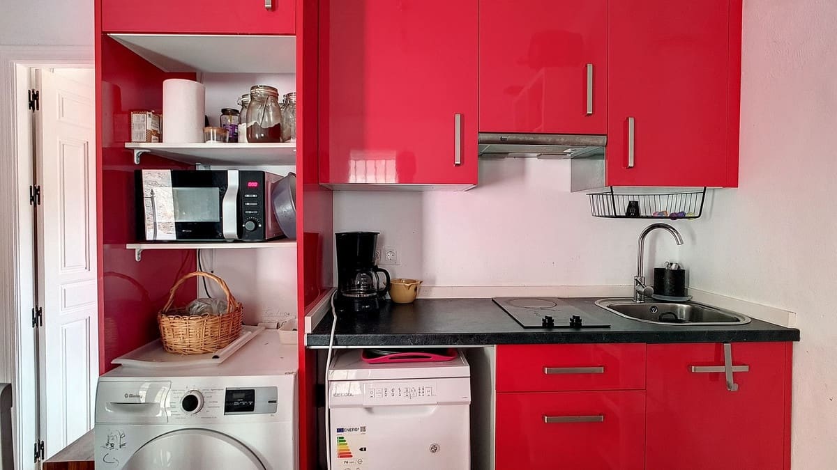 4 soveværelse Villa til salg i Arenas med swimmingpool - € 230.000 (Ref: 8571775)