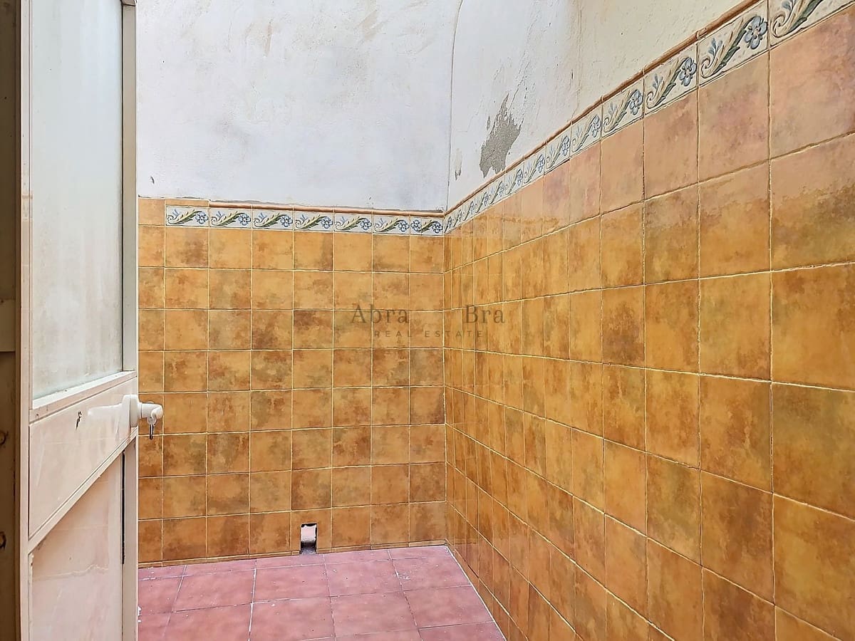 4 bedroom Townhouse for sale in Canillas de Aceituno with pool - € 100,000 (Ref: 8635493)