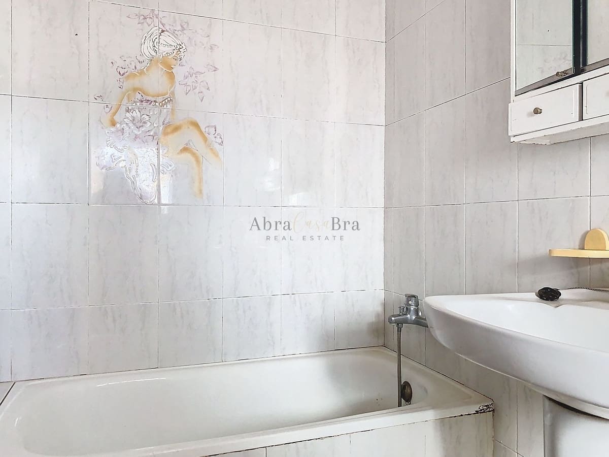 4 bedroom Townhouse for sale in Canillas de Aceituno with pool - € 100,000 (Ref: 8635493)