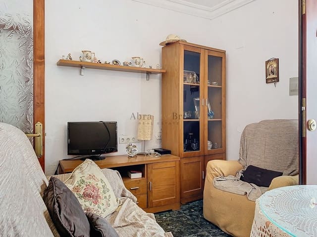 4 soverom Hus til salgs i Canillas de Aceituno med svømmebasseng - € 100 000 (Ref: 8635493)