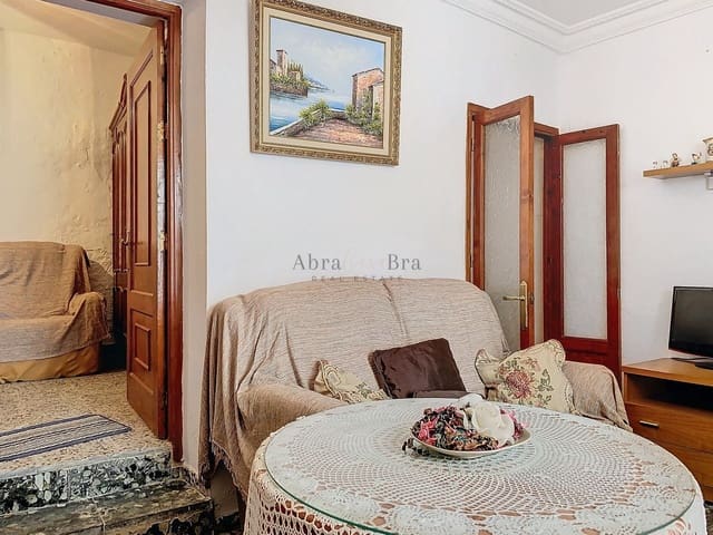 4 soverom Hus til salgs i Canillas de Aceituno med svømmebasseng - € 100 000 (Ref: 8635493)