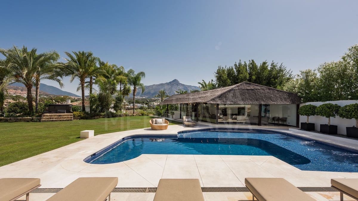 7 slaapkamer Villa te koop in Marbella met zwembad garage - € 5.995.000 (Ref: 8668692)