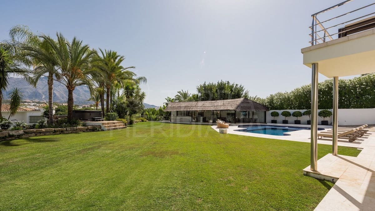 7 slaapkamer Villa te koop in Marbella met zwembad garage - € 5.995.000 (Ref: 8668692)