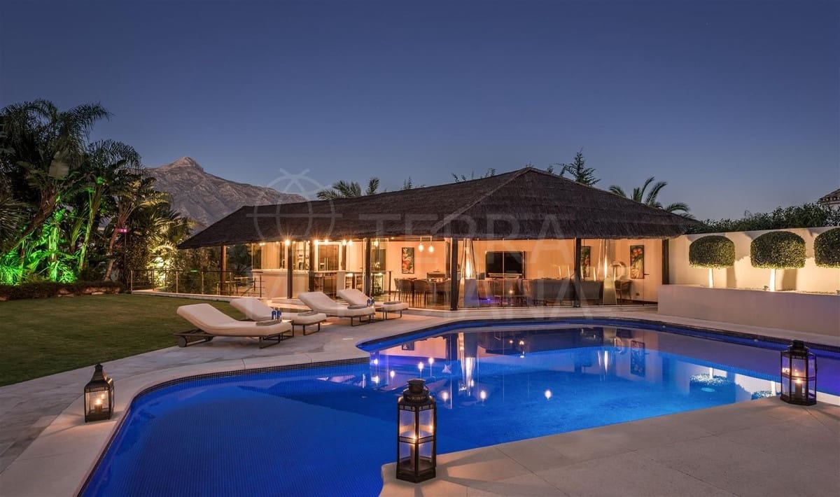 7 slaapkamer Villa te koop in Marbella met zwembad garage - € 5.995.000 (Ref: 8668692)