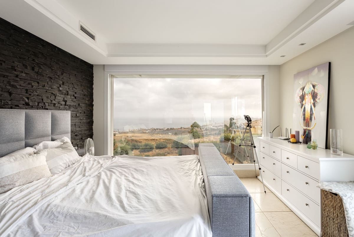 4 soveværelse Villa til salg i Mijas med swimmingpool garage - € 1.500.000 (Ref: 8676229)
