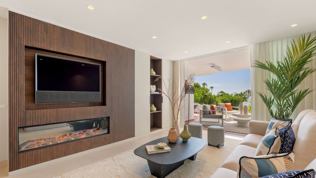 3 soveværelse Lejlighed til salg i Costalita med swimmingpool garage - € 1.695.000 (Ref: 8676706)