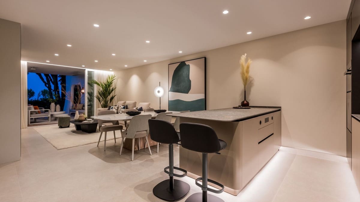 Apartamento de 3 habitaciones en Costalita en venta con piscina garaje - 1.695.000 € (Ref: 8676706)