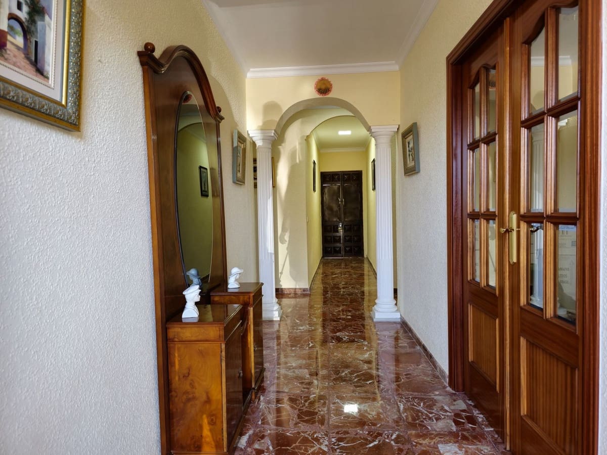 4 sovrum Villa till salu i Alcaucin med garage - 329 000 € (Ref: 8692243)