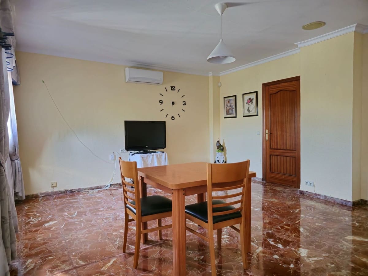 4 sovrum Villa till salu i Alcaucin med garage - 329 000 € (Ref: 8692243)