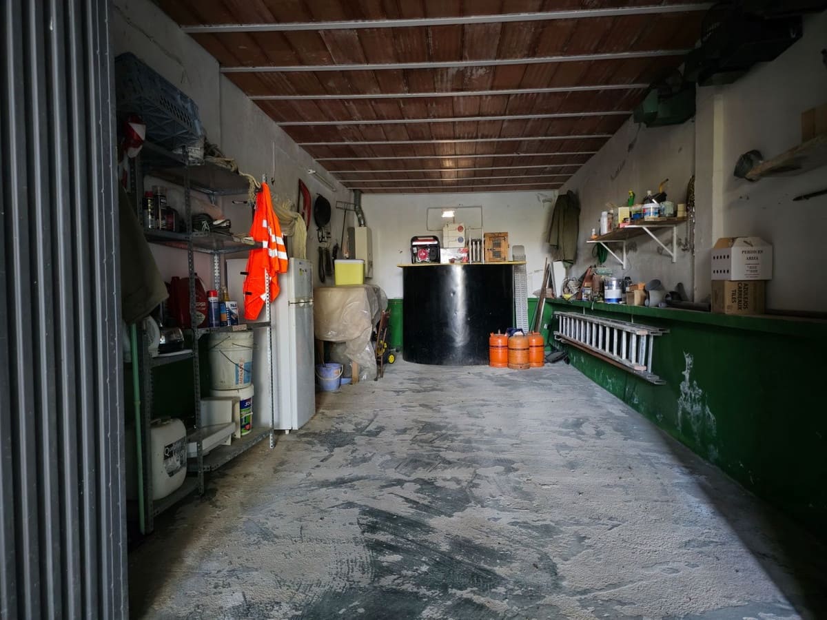 4 sovrum Villa till salu i Alcaucin med garage - 329 000 € (Ref: 8692243)