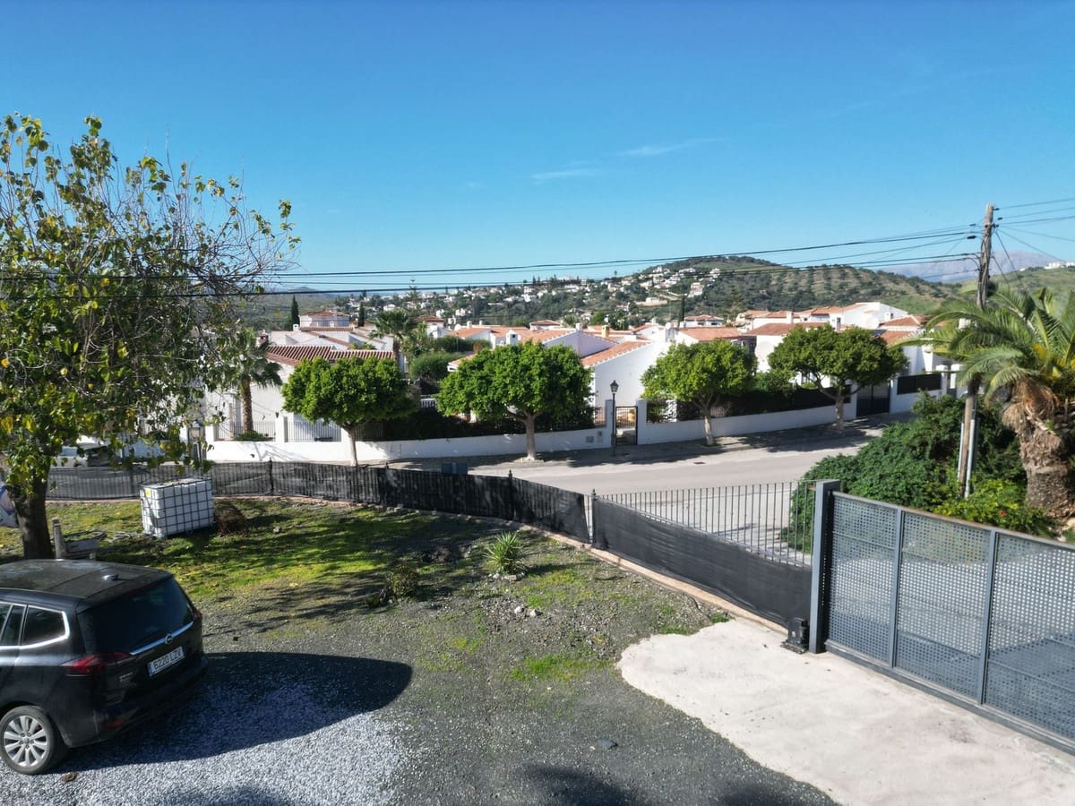 4 sovrum Villa till salu i Alcaucin med garage - 329 000 € (Ref: 8692243)