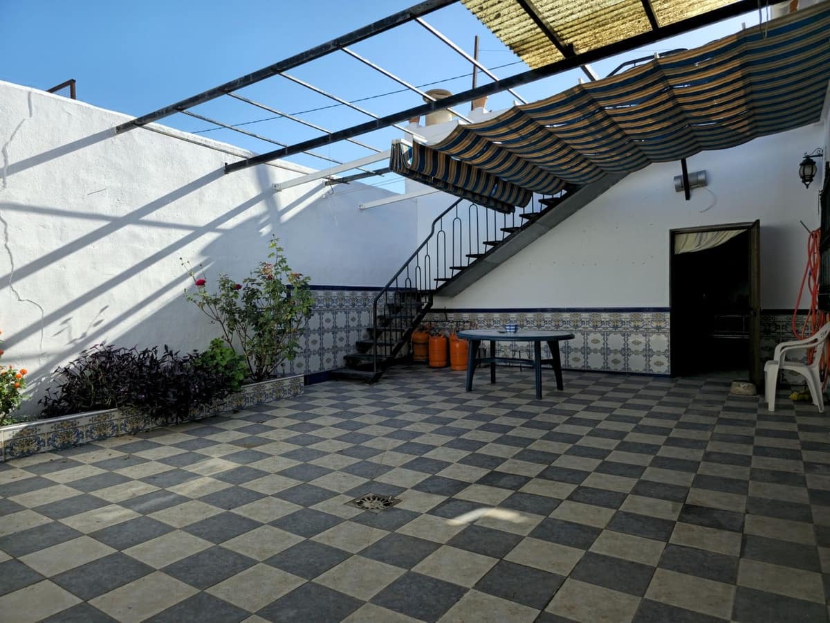 4 sovrum Villa till salu i Alcaucin med garage - 329 000 € (Ref: 8692243)