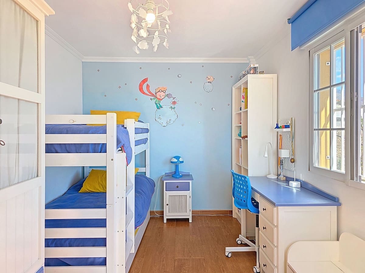 5 soverom Villa til salgs i Gualchos med svømmebasseng garasje - € 339 000 (Ref: 8789823)