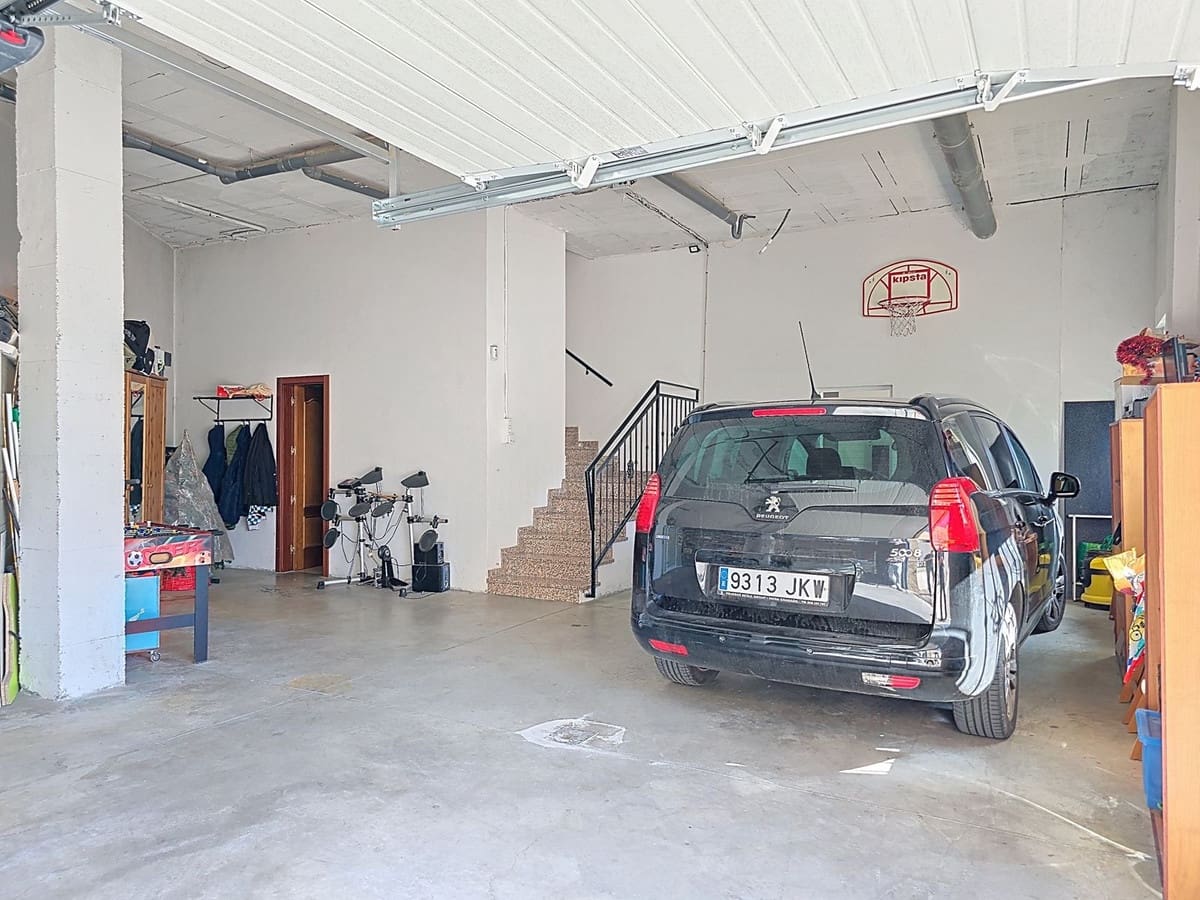 5 soverom Villa til salgs i Gualchos med svømmebasseng garasje - € 339 000 (Ref: 8789823)