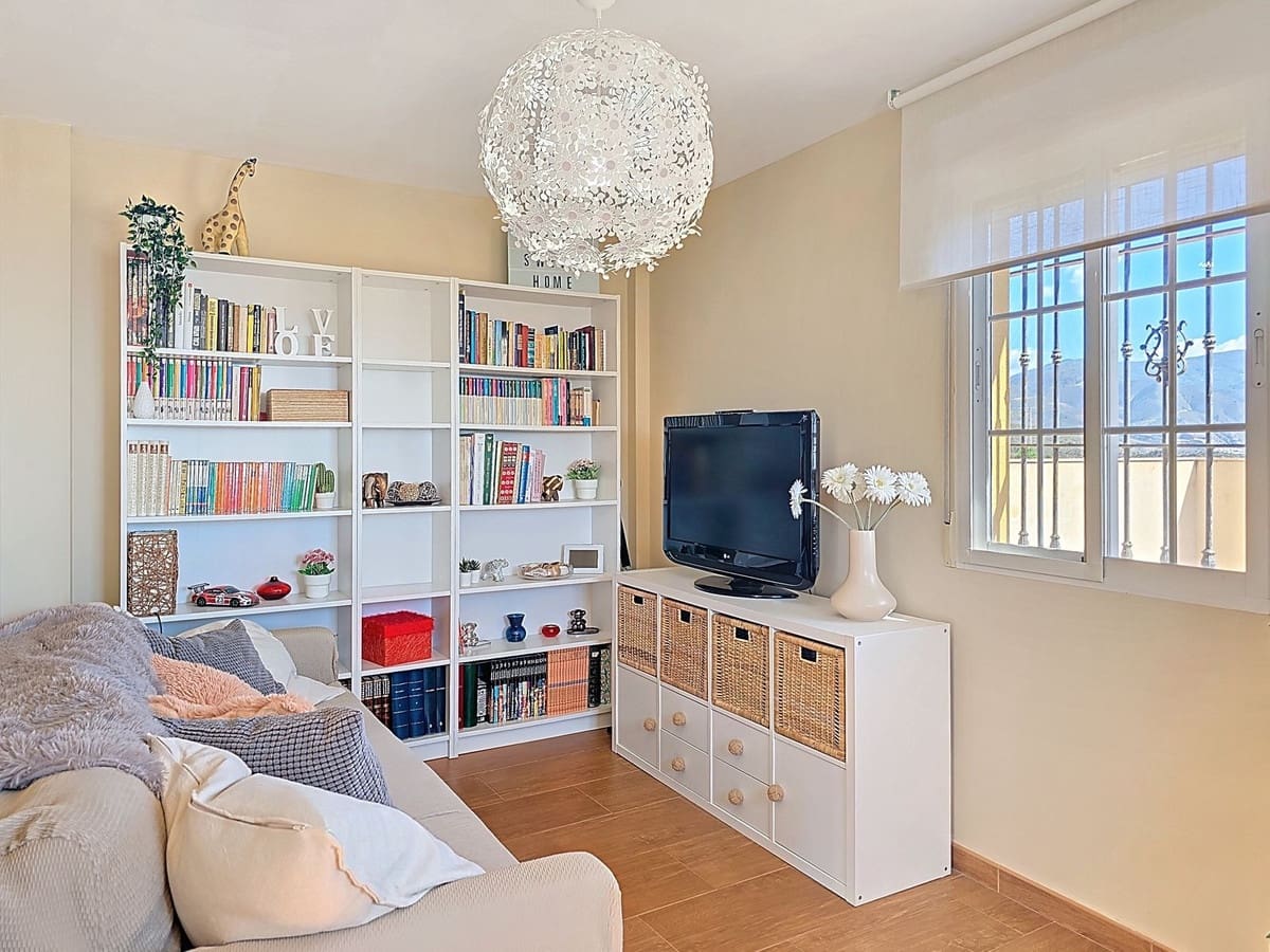 5 soverom Villa til salgs i Gualchos med svømmebasseng garasje - € 339 000 (Ref: 8789823)