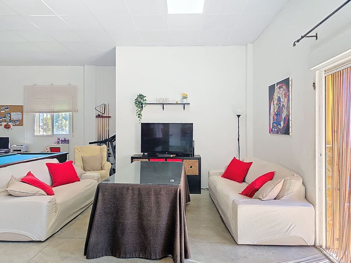 5 bedroom Villa for sale in Gualchos with pool garage - € 339,000 (Ref: 8789823)