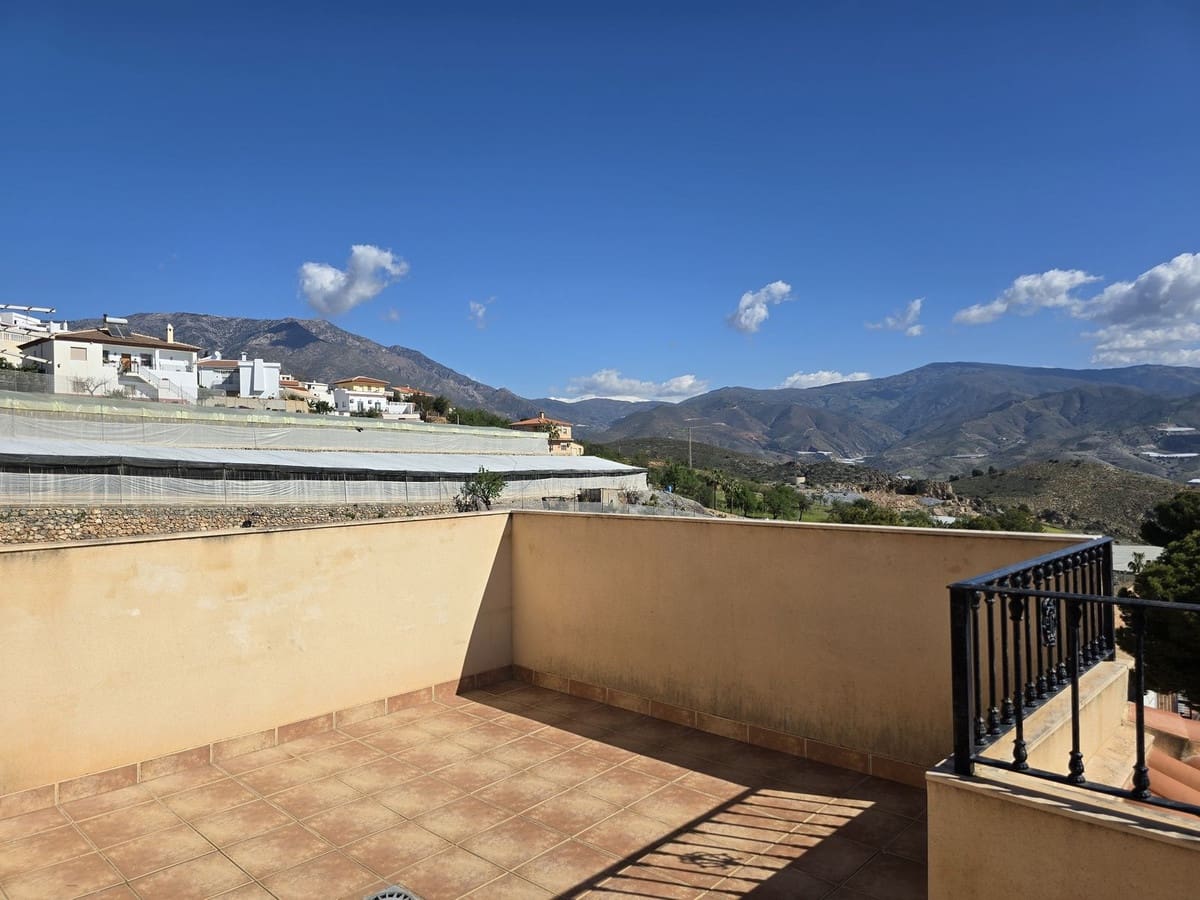 5 bedroom Villa for sale in Gualchos with pool garage - € 339,000 (Ref: 8789823)