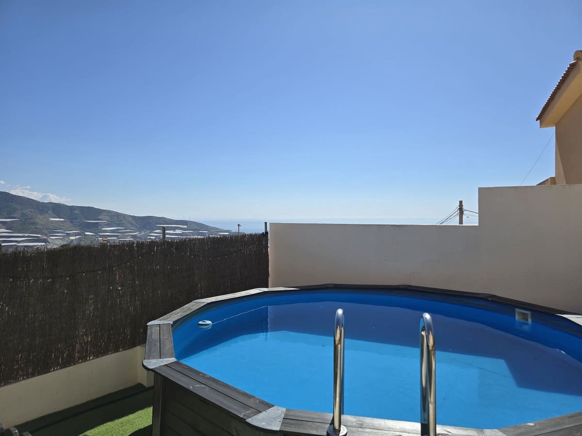 5 bedroom Villa for sale in Gualchos with pool garage - € 339,000 (Ref: 8789823)