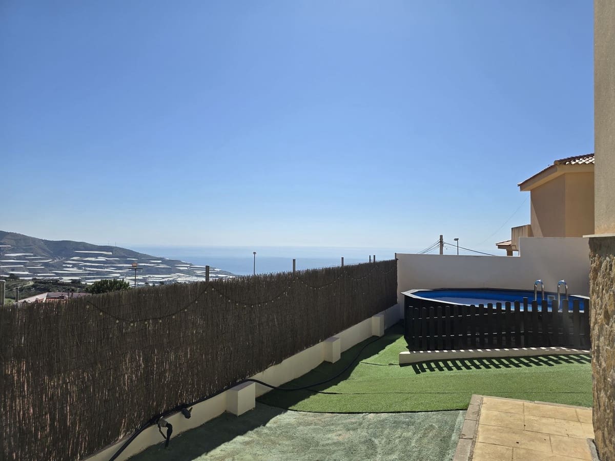 5 bedroom Villa for sale in Gualchos with pool garage - € 339,000 (Ref: 8789823)